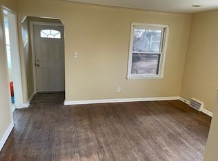 7551 Chalmers Ave, Warren, MI 48091