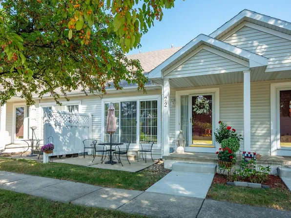 555 SE Laurel St Unit 22, Waukee, IA 50263