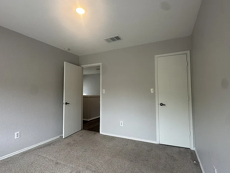 4519 Felicity Ln — Photo 16