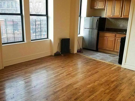 3rd image of 463 E 23rd St APT 2E