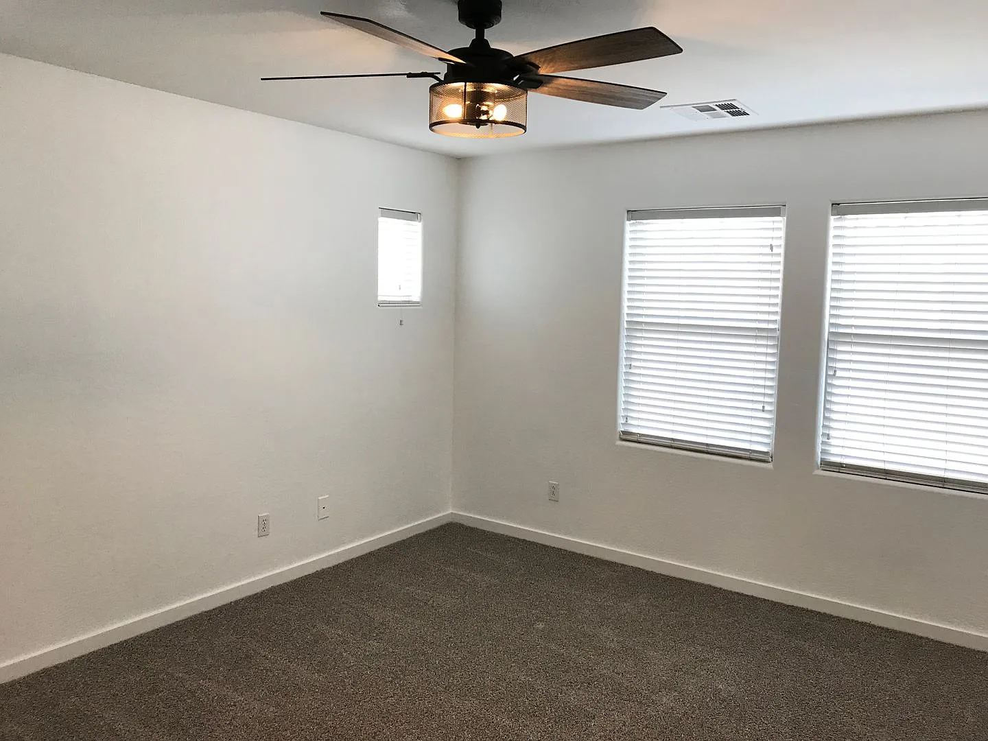 3 bed in Lyons Gate, Gilbert! — Photo 4