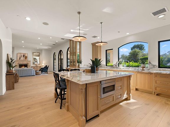 2nd image of 8501 N GOLF Drive