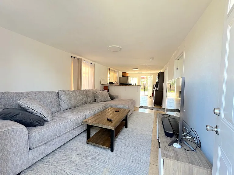 3687 Cherokee Ave — Photo 10