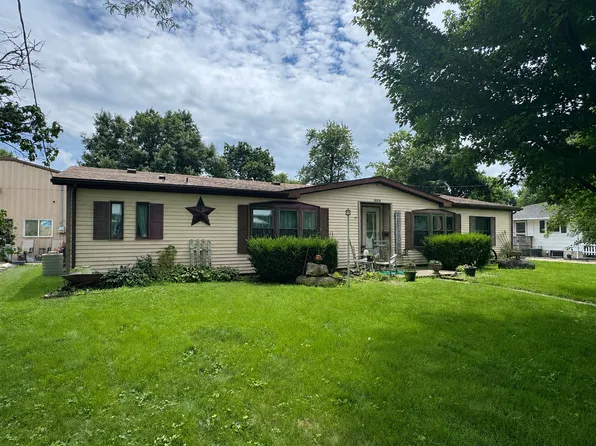 403 E Byron St, Sidney, IL 61877