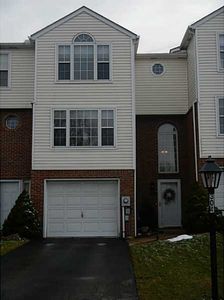 304 Links Ct, Delmont, PA, 15626
