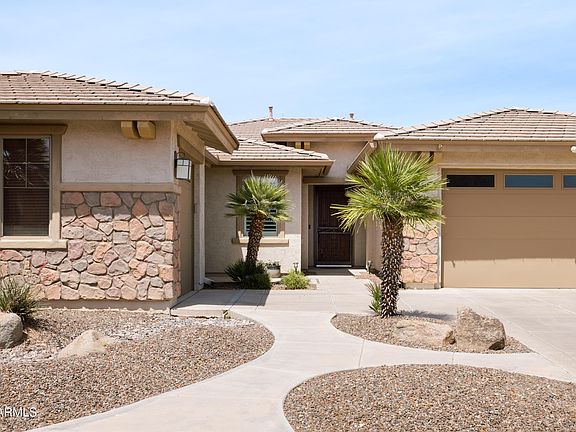 2nd image of 372 W ASTER Drive