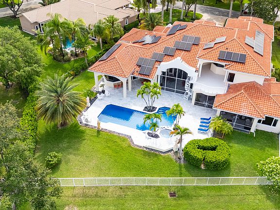 2nd image of 1819 NW 124th Avenue