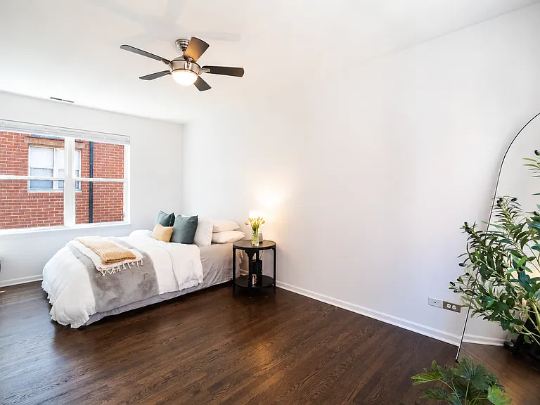 715 W Eastman St #0 — Photo 13