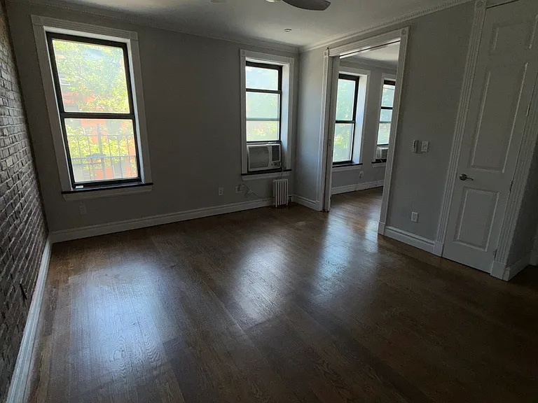 346 E 18th St #2A — Photo 1