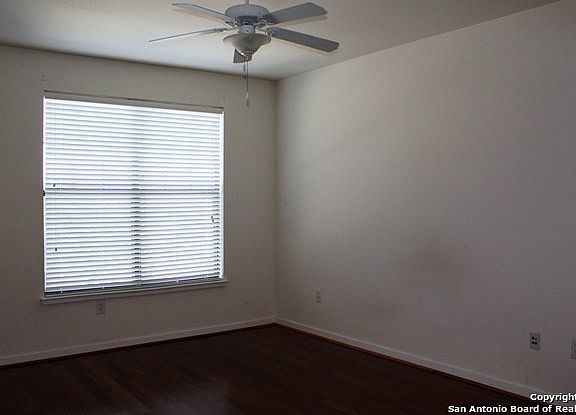 5th image of 7342 Oak Manor Dr