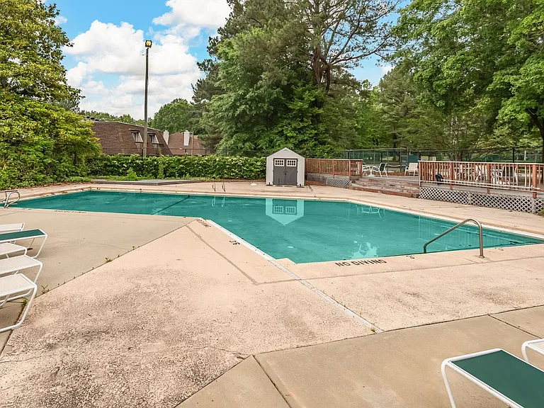 270 Summerwalk Cir — Photo 7
