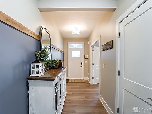 3rd image of 2918 Riverstone Dr