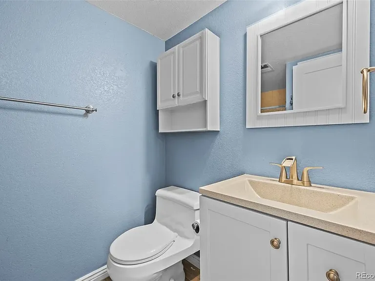 5626 S Odessa St — Photo 10