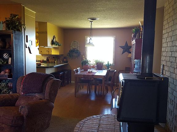 3rd image of 2611 Fm 1072