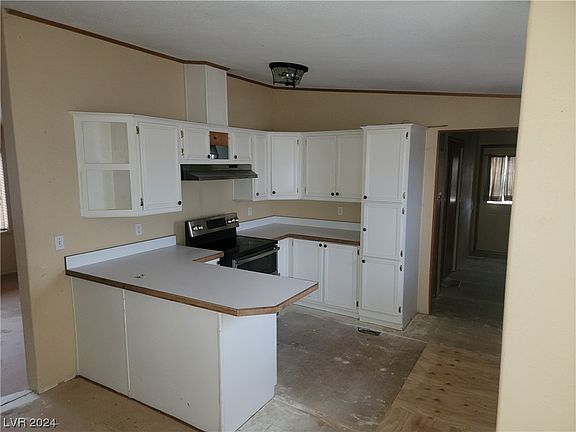 5th image of 110 E Cottonwood Dr