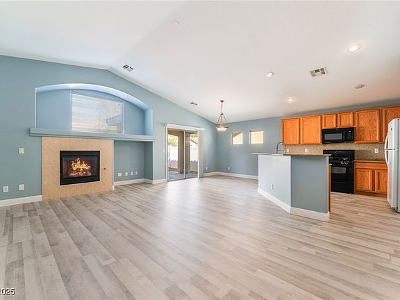 3rd image of 3008 Blush Noisette Ave