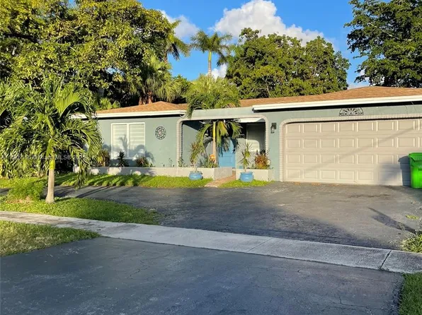 4390 NW 115th Ave, Sunrise, FL 33323