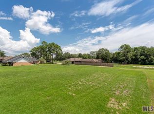 3214 Main St, Port Allen, LA 70767
