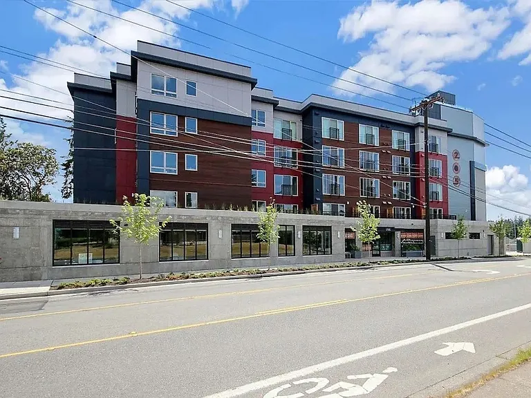 205 Apartments — Photo 11