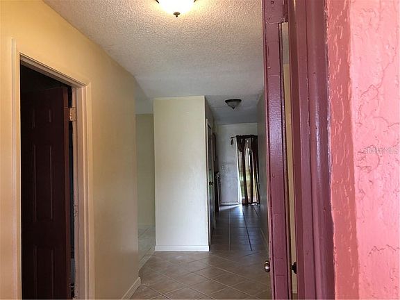 5th image of 5464 Nokomis Cir #4