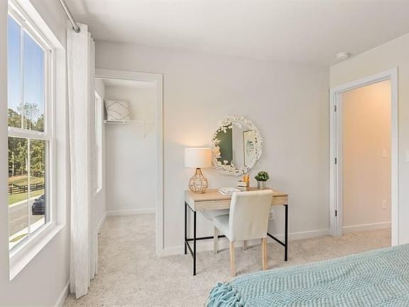 5th image of 1725 Harper Lily Ln