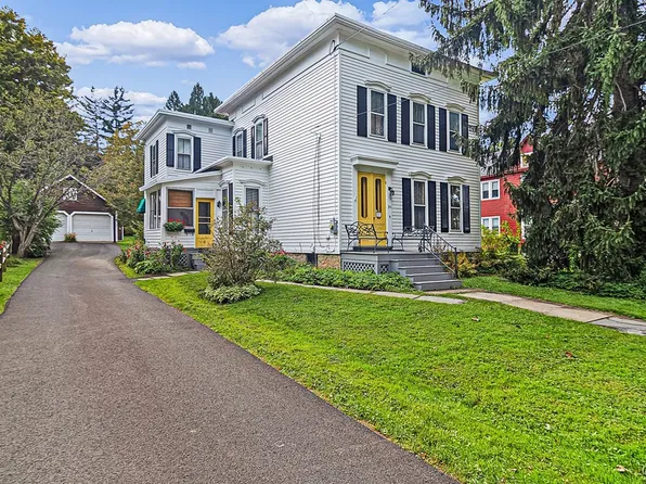 30 Pearl St, New Hartford, NY 13413