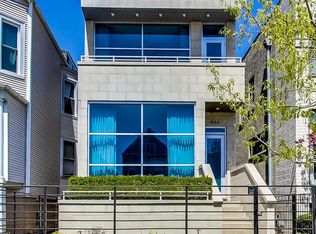 1834 W Wellington Ave, Chicago, IL 60657