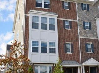 44096 Vaira Ter, Chantilly, VA 20152