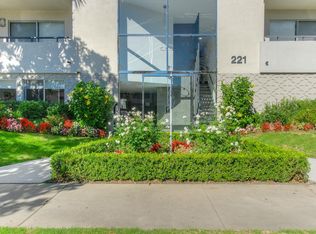 221 S Doheny Drive, Beverly Hills, CA 90211