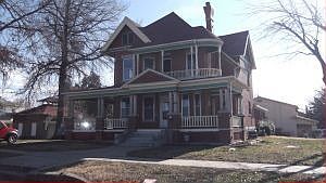2nd image of 419 W Locust St