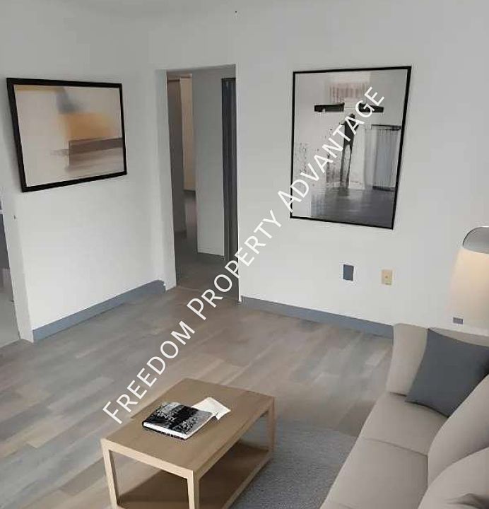 1st image of 1943 Broadway Ave #B