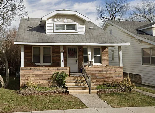 343 College St #A Photo 1