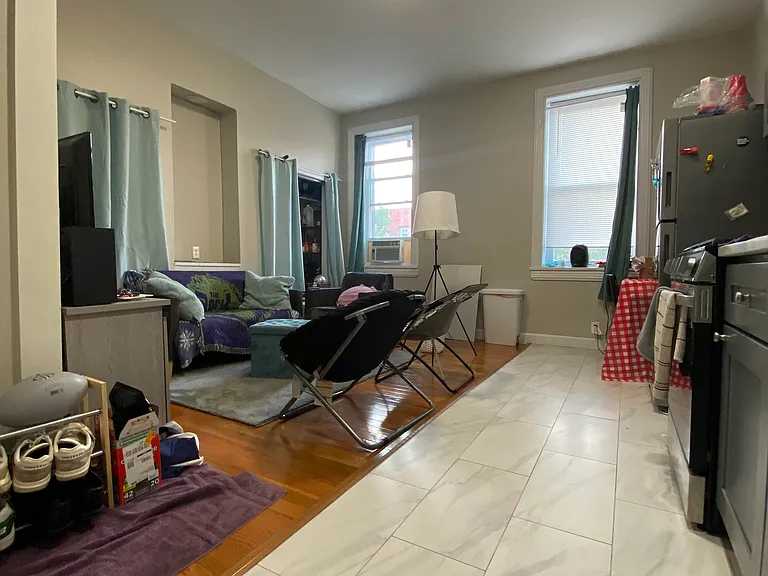 3222 Powelton Ave #2F — Photo 15