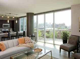 3742 N Halsted St #1510, Chicago, IL 60613