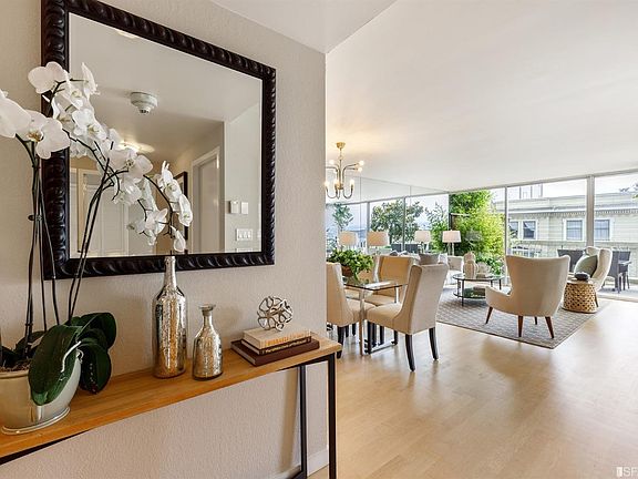 5th image of 2200 Sacramento St APT 102