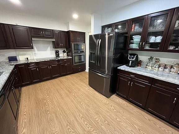 4th image of 1644 Rippling Brook Dr