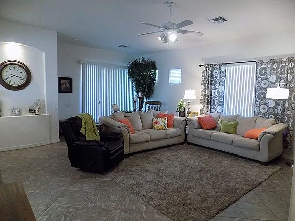 2nd image of 917 W Leatherleaf Dr