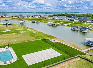 1528 Laguna Bay, Azle, TX 76020