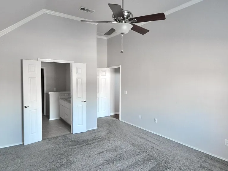 10817 Red Cedar Dr — Photo 18