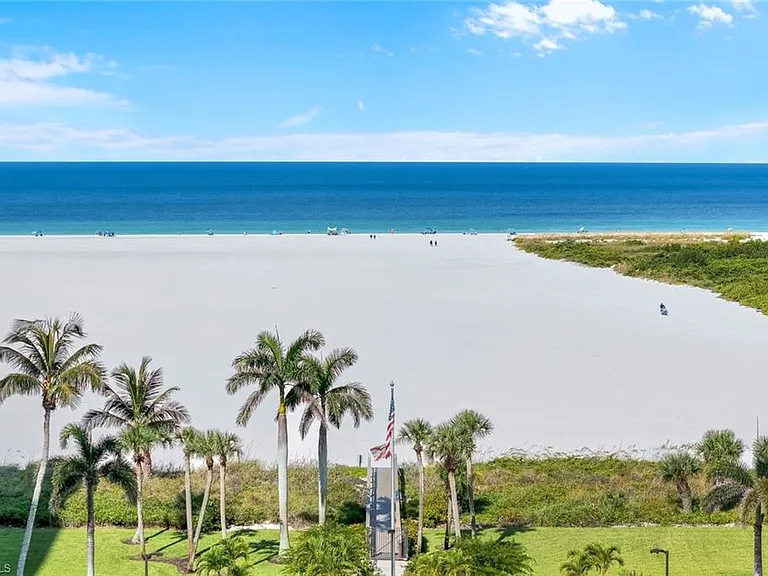 260 Seaview Ct #407 — Photo 21