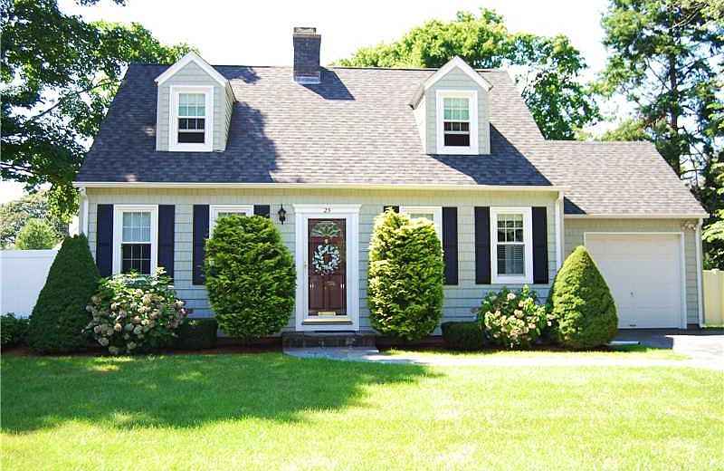 1st image of 25 Pleasant St