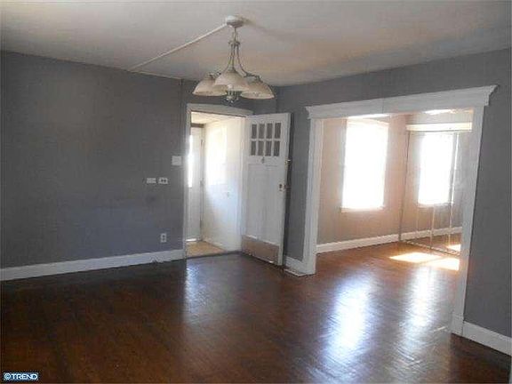 5th image of 1706 44th St