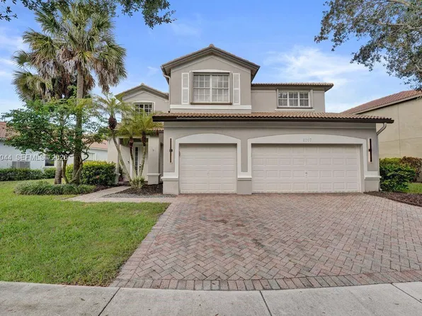 4207 W Whitewater Ave, Weston, FL 33332