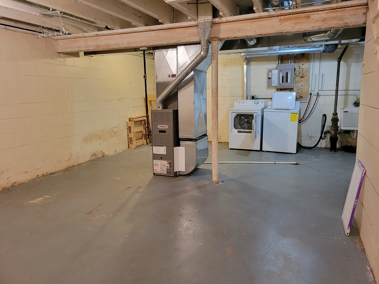 2 bed, $1,025 — Photo 3