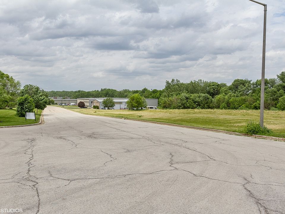 2nd image of 1751 Ferro Dr