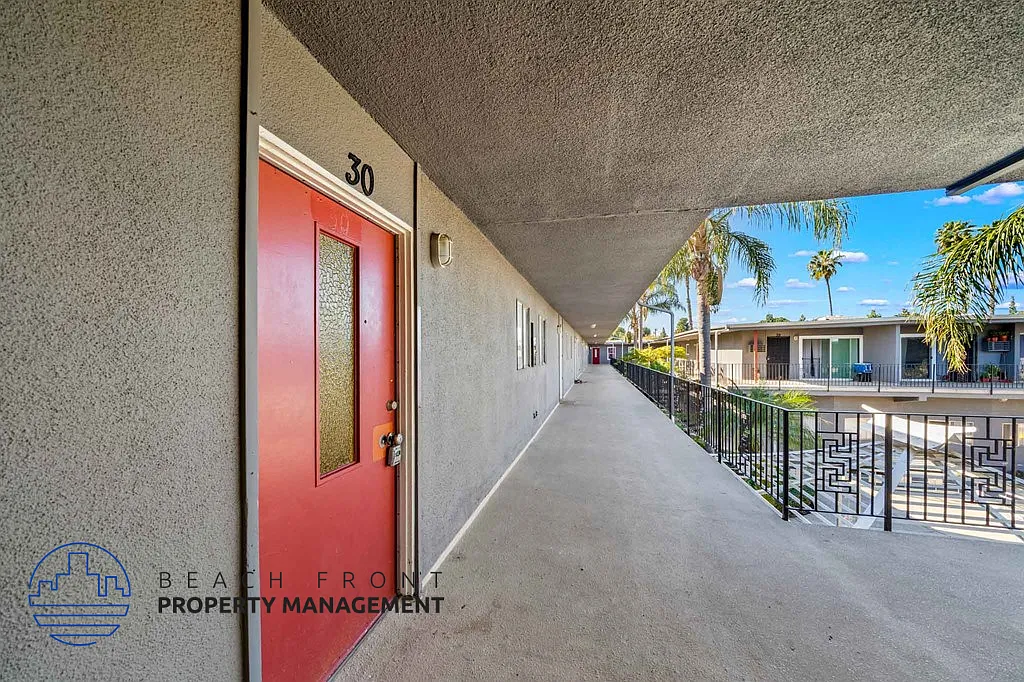 1021 N. Flower St. — Photo 1