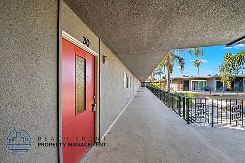 1021 N. Flower St. Photo 1