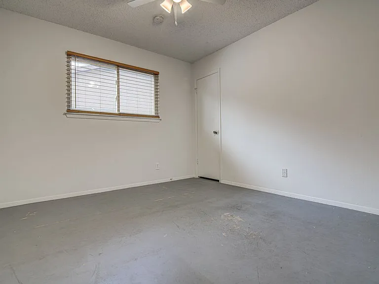 6012 Wagon Bnd — Photo 13
