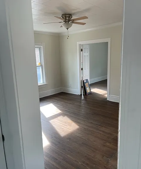 448 Weston Ave — Photo 6