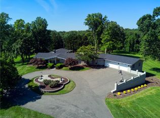 1675 Greenhill Rd, Mount Airy, NC 27030